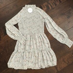 NWT Womens Long Sleeve Dress